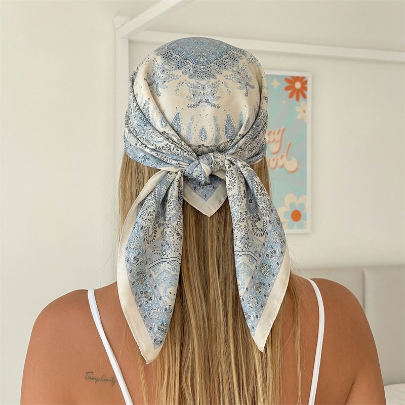 Luxury Printing Silk Square Sc – обзор и цена Ascot Neck Scarf