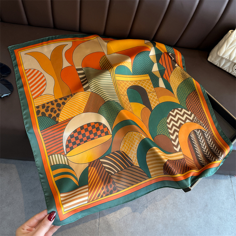 2026 New Geometry Print Silk S – обзор и цена Ascot Neck Scarf