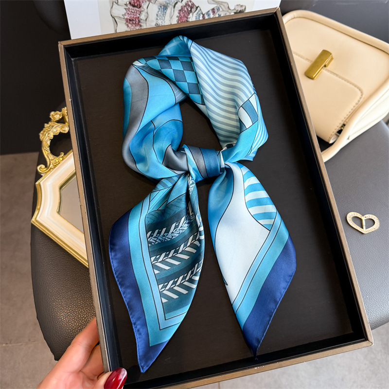 2026 New Geometry Print Silk S – обзор и цена Ascot Neck Scarf